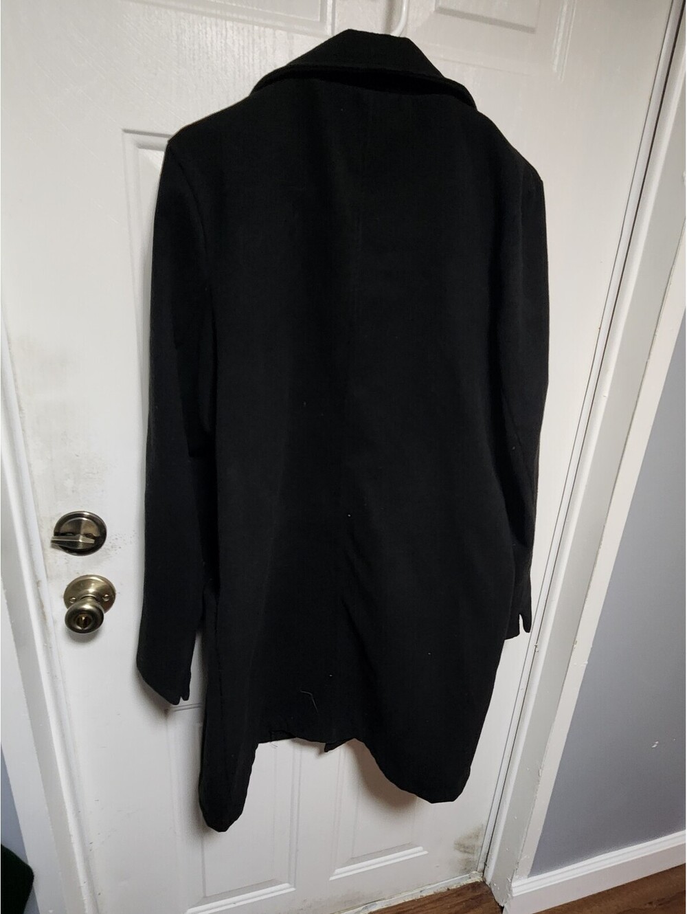 Black Overcoat - Picture 4 of 4